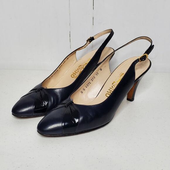 Salvatore Ferragamo Shoes - Vintage Salvatorre Ferragamo Leather Slingback Sandals 10